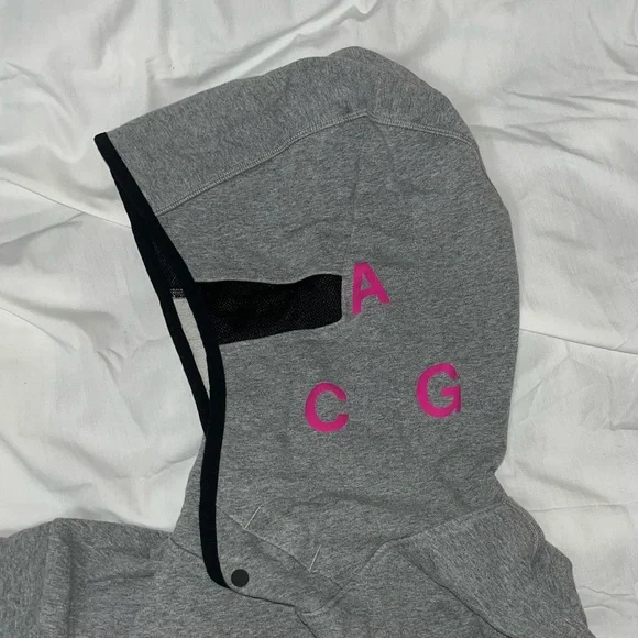 Nike ACG Snowboarding Hoodie - Picture 2 of 6